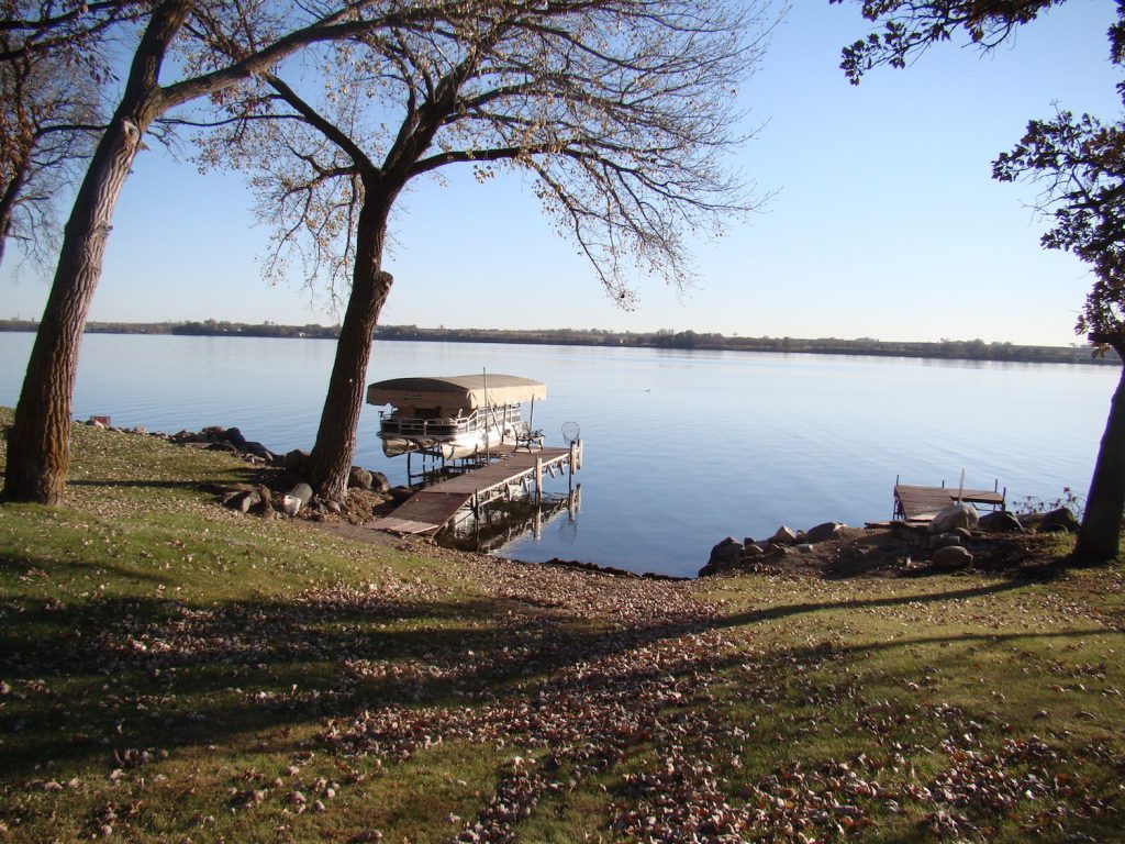 Magnificent home on Big Stone Lake